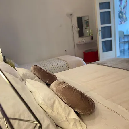 Sara Apartmán